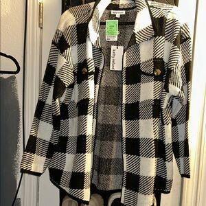 kathy ireland Black and White Plaid Knit Shacket Cardigan